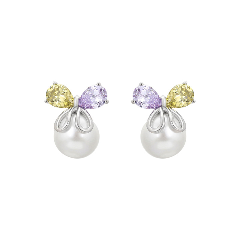 Xuping joyería perla de hadas viento temperamento suave pernos de auriculares simples serie de color Bao auriculares de aleación de cobre al por mayor mujeres