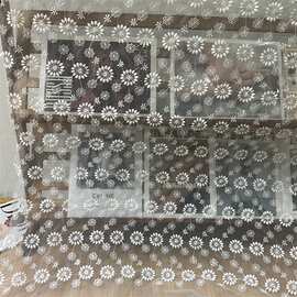 欧根纱蕾丝绣花布刺绣小雏菊网布花边女装面料Floral lace fabric
