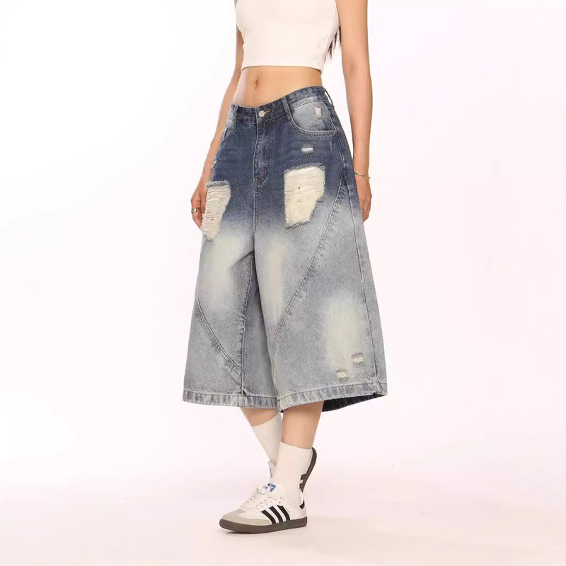 plus size American Style Retro Washed Old Ripped Jeans Women's Summer Design Sense Straight Wide Leg Cropped Pants Short