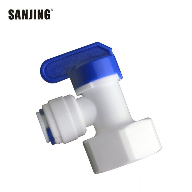 Venta al por mayor 11G válvula de bola de barril de presión POM válvula de bola de plástico tipo L 6 puntos dientes internos giran 2 puntos 3 puntos interruptor de cubo de almacenamiento de tubería