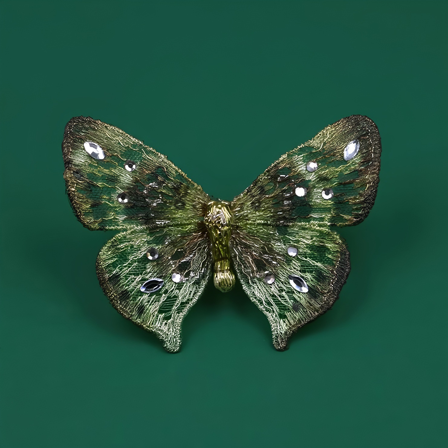 Exquisite Retro Embroidered Butterfly Brooch for Women, High-End Women's Fashion Embroidered Butterfly Corsage, Niche Design Pin Accessories