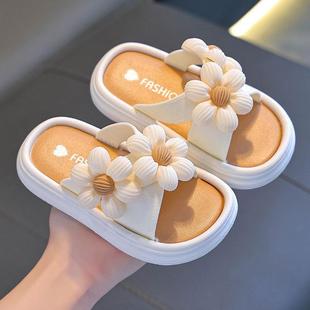�ļ�Ůͯ����Ь����ܛ���⴩�r���H�ӻ����д�ͯŮ������ɳ������