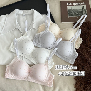 ��������ϵ������Ů�������؃���С�ؾ۔n�������o�Ȧ�ɐ۷��´�