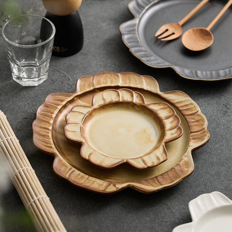 Plato de decoración artística creativa, plato de restaurante francés de alto valor, plato de filete de pasta occidental