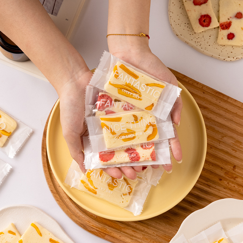 2024 Simple Milk Cake Machine Sealing Bag Translucent Handmade DIY Liuyi Nougat Baking Packaging Bag Wholesale 200