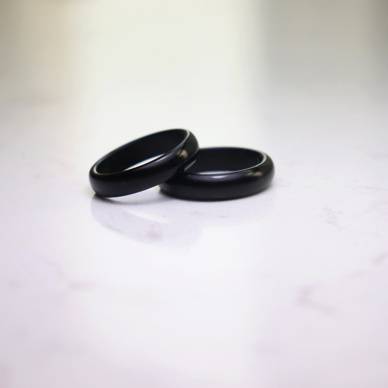 智贝主图_2天然新疆和田玉墨玉戒指男女情侣款尾戒指环个性时