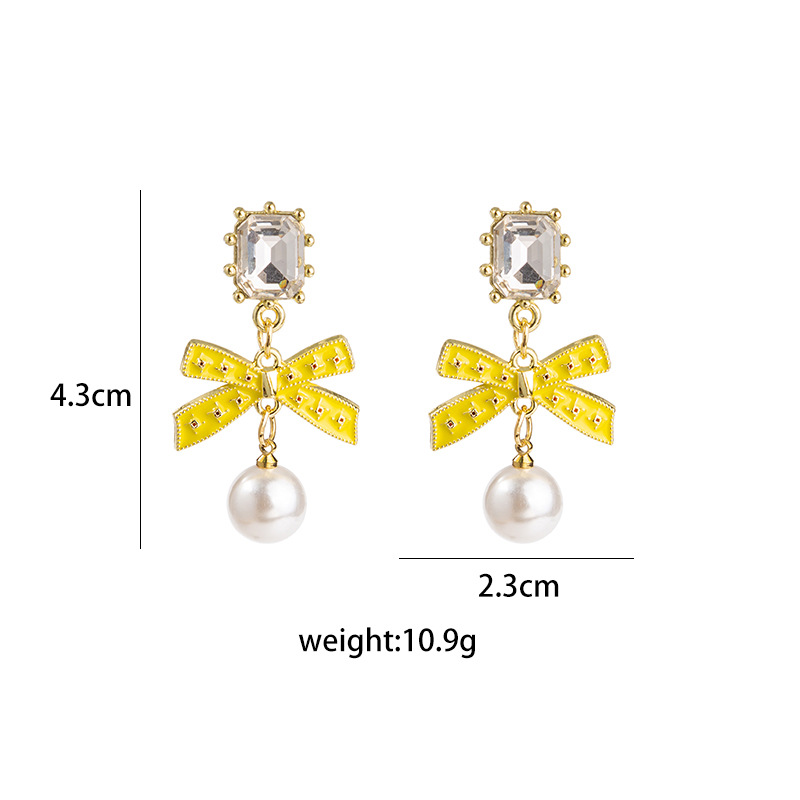Boucles D'oreilles Simples En Diamant Avec Perle Et Nœud À Long Pampille display picture 1