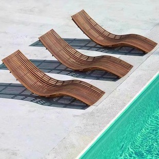 Outdoor Classy S-Shaped Special-Shaped Lounge Bed Resort Swimming Pool Leisure Lounge Bed Balcony Wear-Resistant Wooden Lounge Chair Garden Home