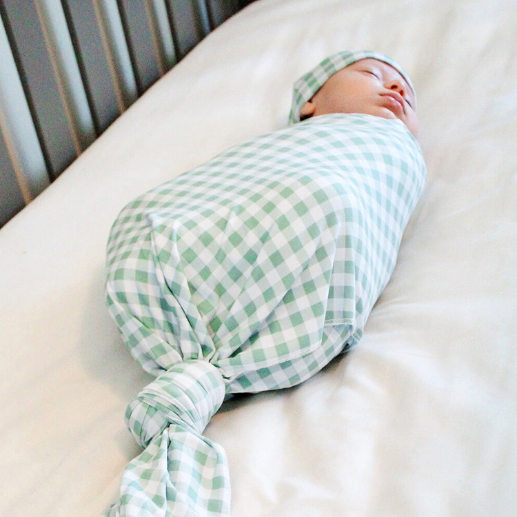 Fashion Green Plaid Baby Wrapping Cloth Swaddling Hat Quilt Suit Wholesale Nihaojewelry display picture 1