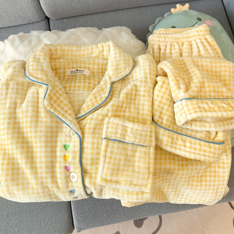 Sweet Embroidered Love Large Size Pajamas for Women Autumn and Winter Coral Velvet Thickened Warm Custard Plaid Home Clothes Ready for Sale