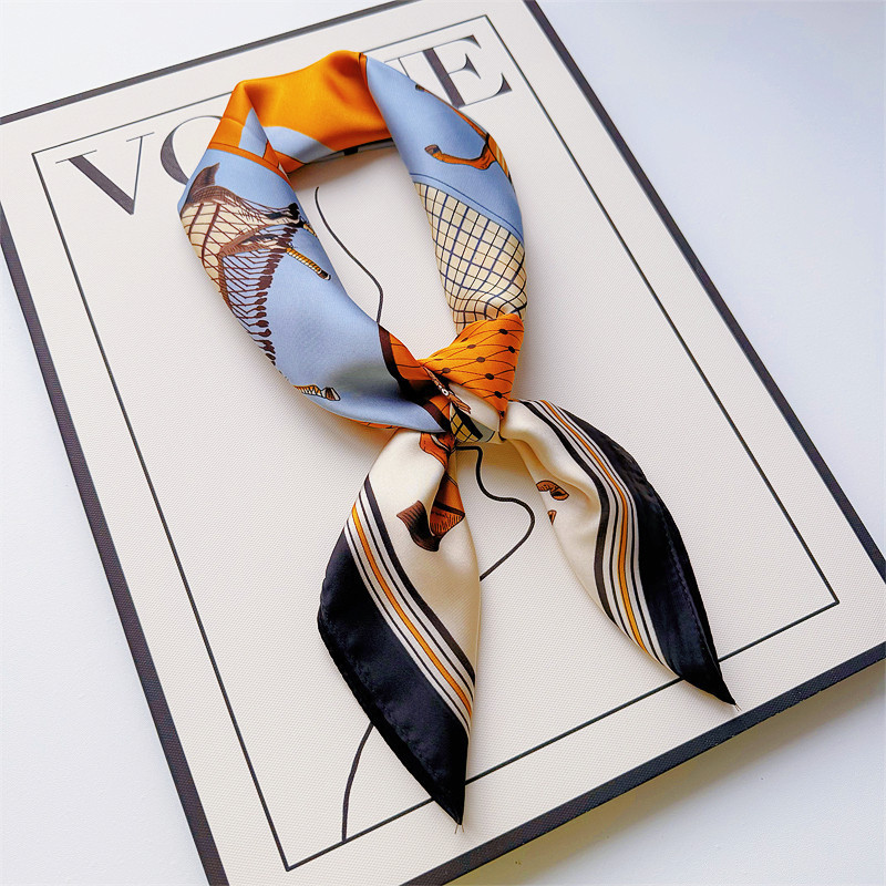 Primavera y verano nueva bufandas de impresión de letras de satén 70 × 70 bufandas de seda pequeñas bufandas cuadradas de alta calidad bufandas de estilo francés