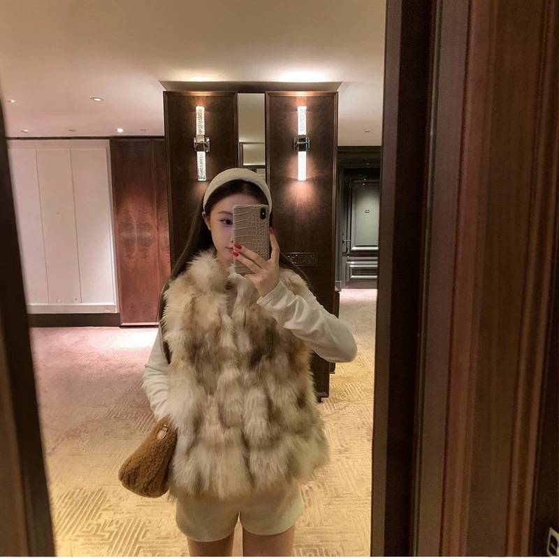 2026 New Eco-Friendly Fur Coat for Young Adults, Versatile Fox Fur Vest for Autumn and Winter 2026 New Eco-Friendly Fur Coat for Young Adults, Versatile Fox Fur Vest for Autumn and Winter