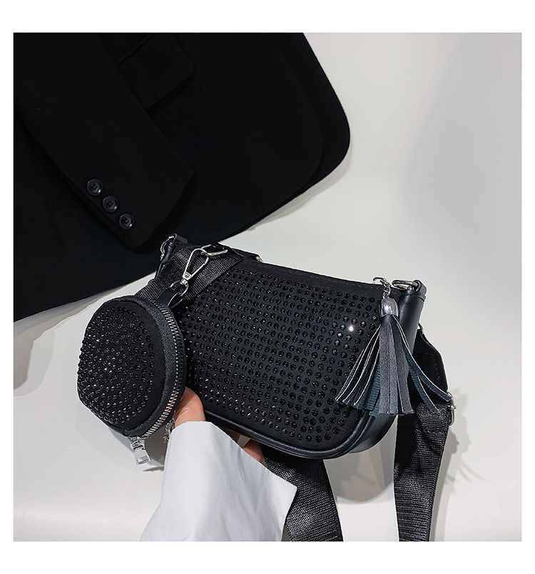 Todo fósforo popular diamante bolsa pequeña para las mujeres 2023 nueva moda remache crossbody bolsa popular brillante diamante hombro bolsa de las axilas