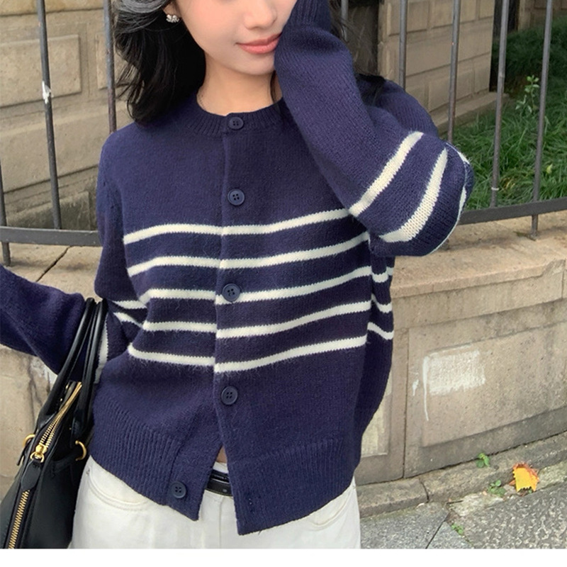 French Retro Stripesd Knitted Cardigan Jacket for Women in Autumn and Winter New Design Western Style Sweater with Contrasting Color Top