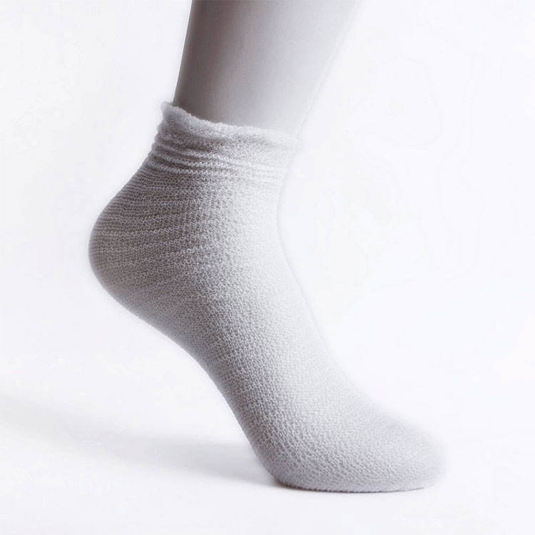 Wholesale Custom Logo Women's Pp Non-Woven Disposable Bowling Socks Wholesale Custom Logo Women's Pp Non-Woven Disposable Bowling Socks