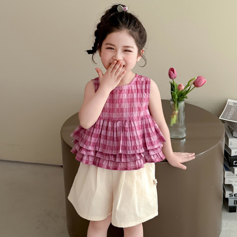 女の子の夏のスーツ 2025 新しい子供服女の赤ちゃんの夏の薄いノースリーブスプライシングスーツトレンディな子供服|undefined