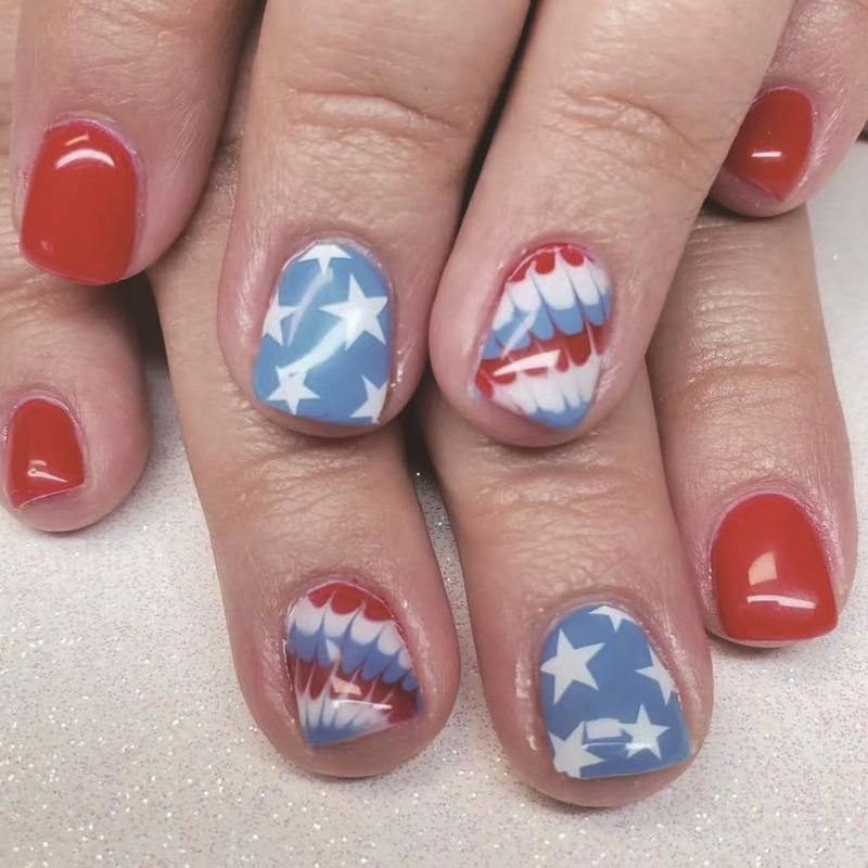 American Independence Day Short Square Bright Oil Wear Nail A Pieces Blue White Red Five-pointed Star Feather Design Full Covering Nail Pressing
