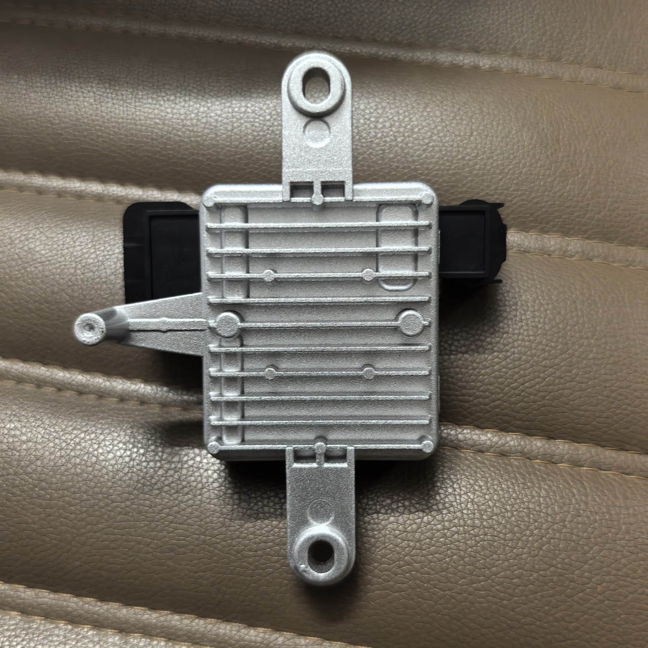 25385-C6500 Is Suitable for Hyundai Kia Sorento Radiator Digital Fan Module Resistor