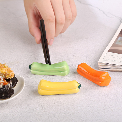 ZAKKA Japanese pumpkin chopstick holder chopstick holder ceramic vegetable table decorations creative crafts chopsticks pillow pen holder