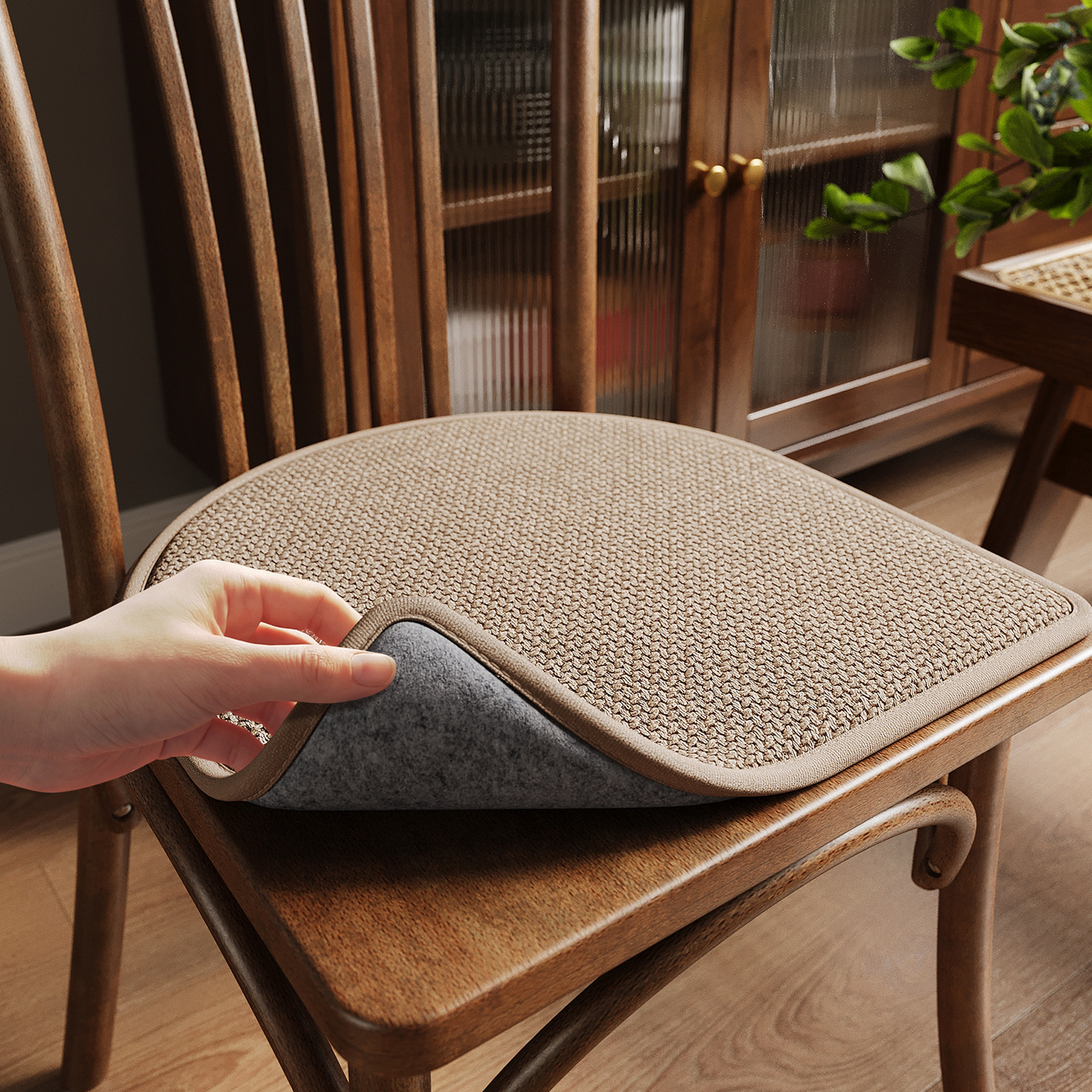Cojín de asiento de comedor cojín de herradura de caballo cojín de asiento respirado cojín antideslizante cojín antidolor de trasero cojín universal para todas las estaciones image 6