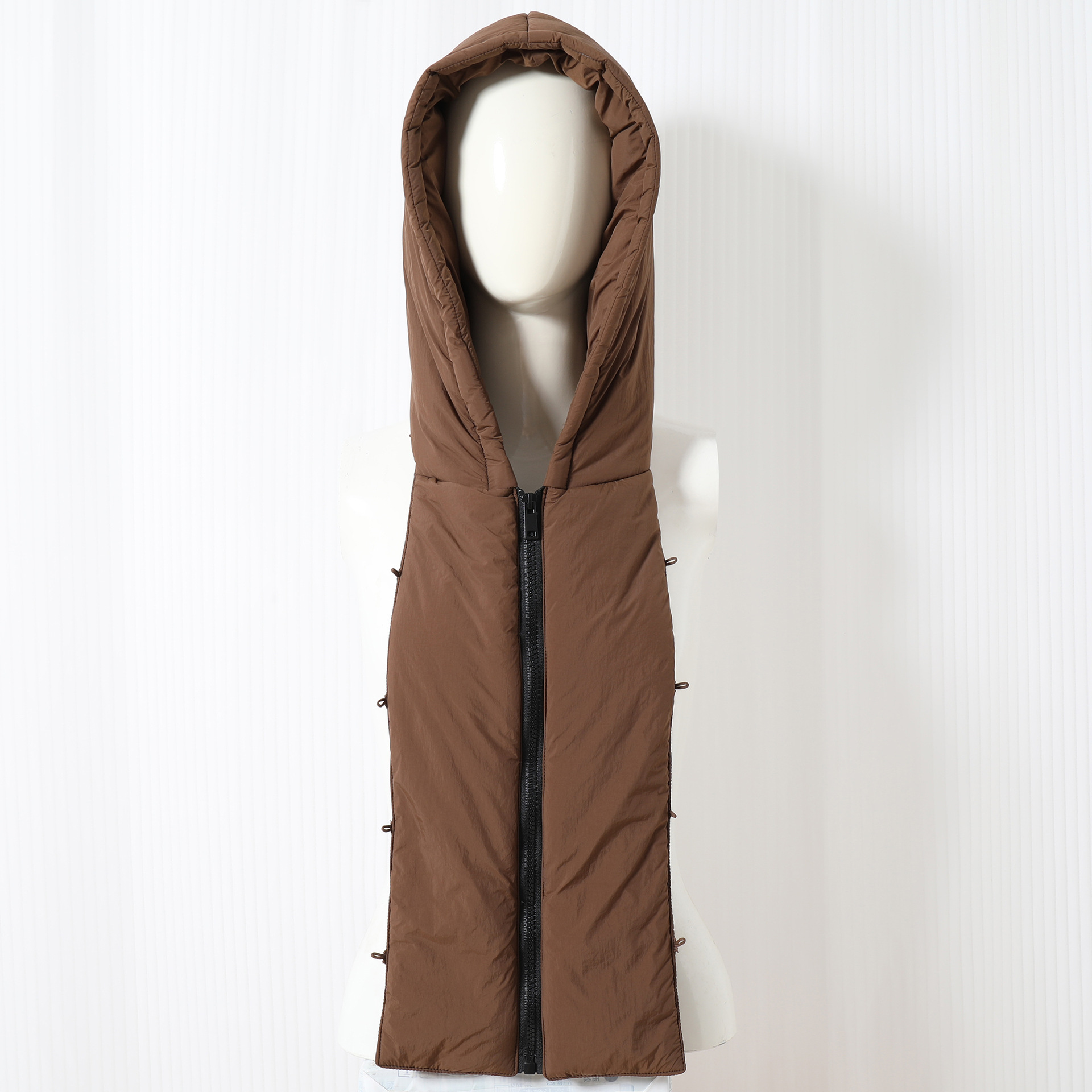 Detachable zippered hooded winter jacket, versatile and stylish, a popular Korean Dongdaemun fashion item, warm, abrasion-resistant, and easy to clean