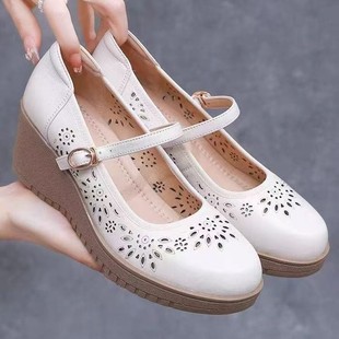 Wholesale Foreign Trade Wedge Flat Loafers Fashion Retro Hollow Sandals 2025 Summer New Mom Shoes