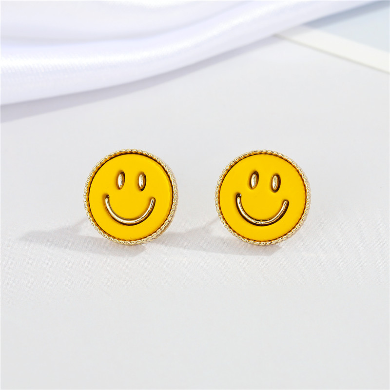 Shuo Europe And America Cross Border New Accessories Personalized Fashion Smiley Stud Earrings Creative Simple Temperament Eardrops Earrings For Women display picture 3