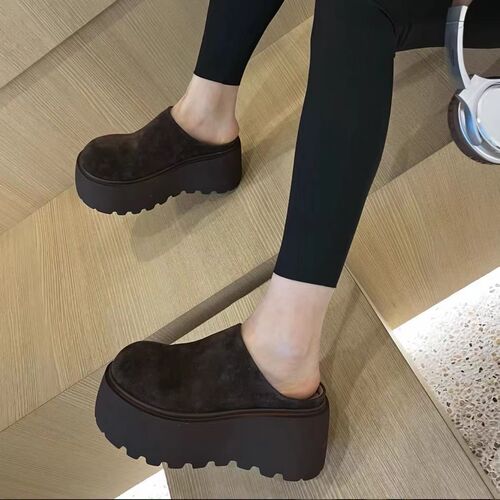 In autumn, mango head wears Western-style wedge heel non-slip platform shoes, retro height-increasing small head toe slippers