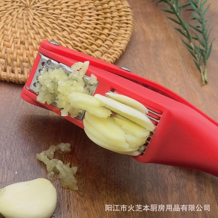 European style plastic garlic press stainless steel garlic slice artifact household multifunctional kitchen utensils garlic paste clip wholesale