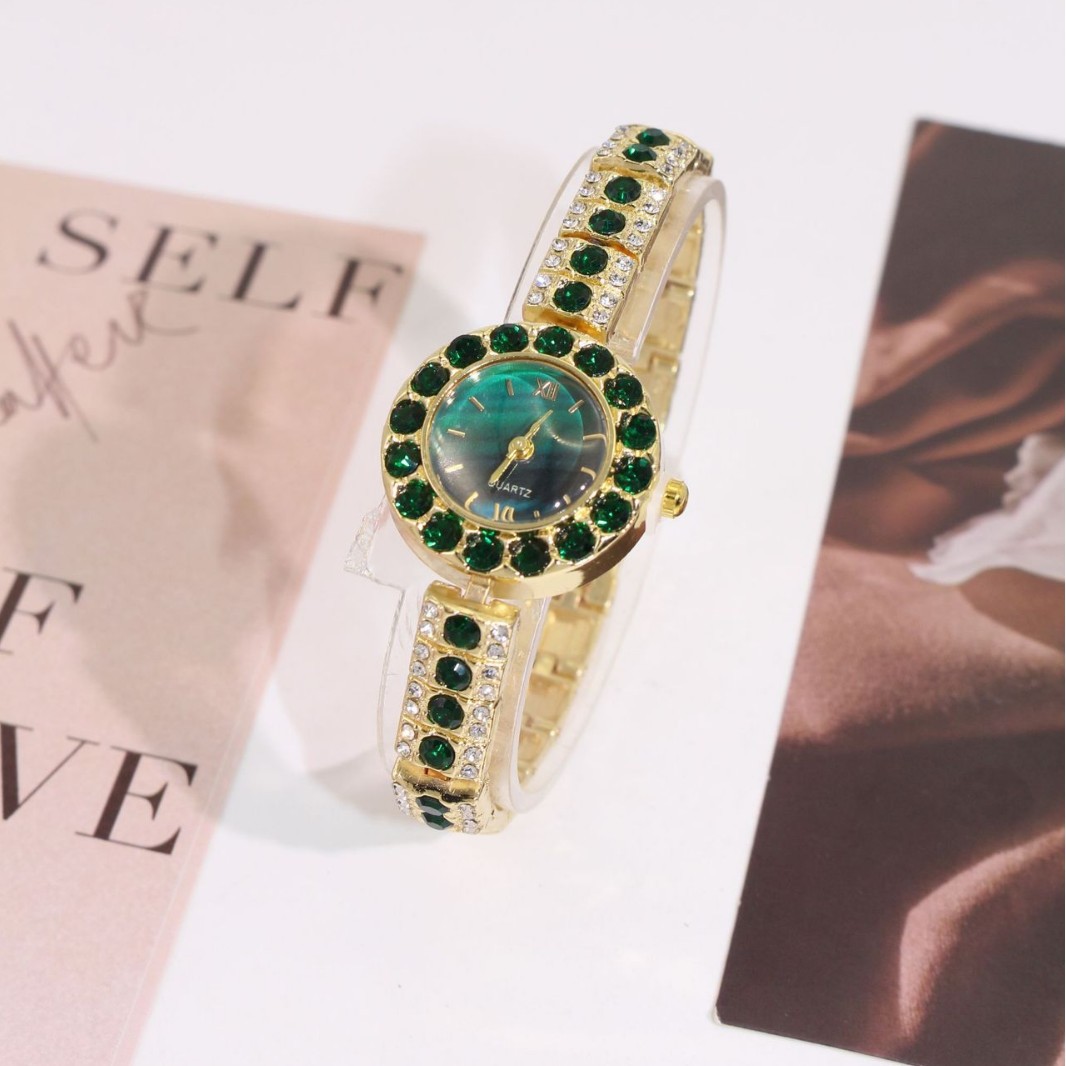 Cross-Border Popular Women's Full Diamond Watch with Diamonds and Baby's Breath Foreign Trade Fashion Accessories Fashion Trend Student Quartz Watch