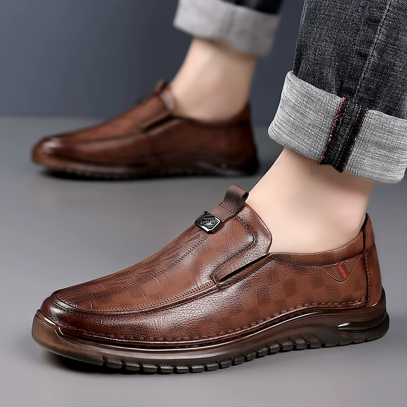 Footwear, men's breathable shoe covers for leather shoes for leisure, non-slip shoes, autumn, trend of season, soft sole, for middle age