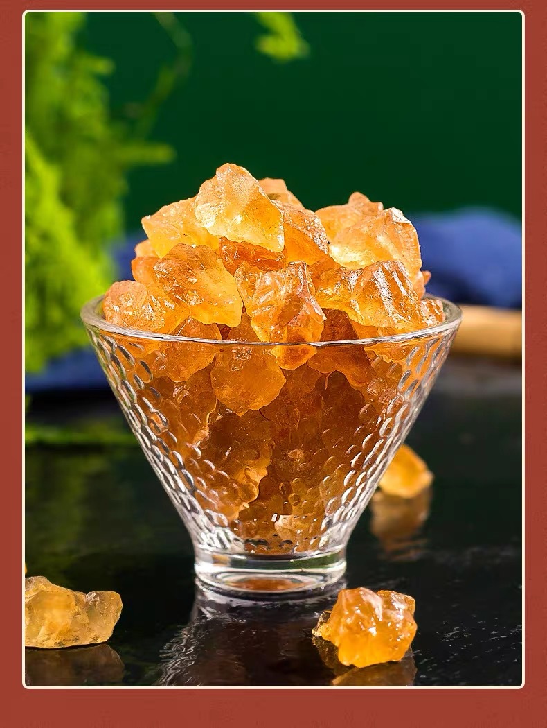 Large Multi Crystal Yellow Rock Sugar Jar Traditional Hand Boiled Sweetener for Tea and Soups 250g in use
