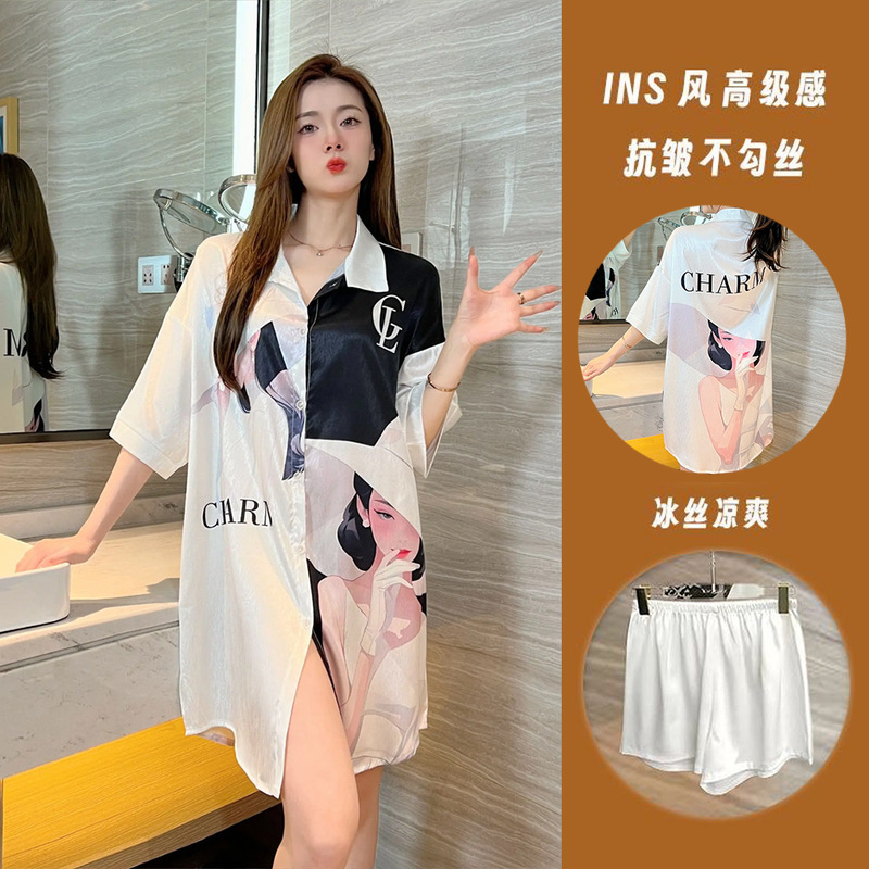 Summer New Style Fashionable Pure Lust Sexy Ice Silk Shirt Pajamas Loose High-End Home Wear Suit for Women Summer New Style Fashionable Pure Lust Sexy Ice Silk Shirt Pajamas Loose High-End Home Wear Suit for Women