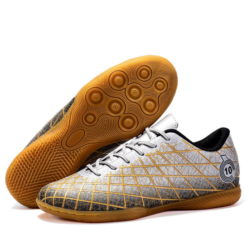 Low-top Football Shoes, New Model, Size 35-47, Large Size, Five-a-side Indoor Sports_vogvips.com