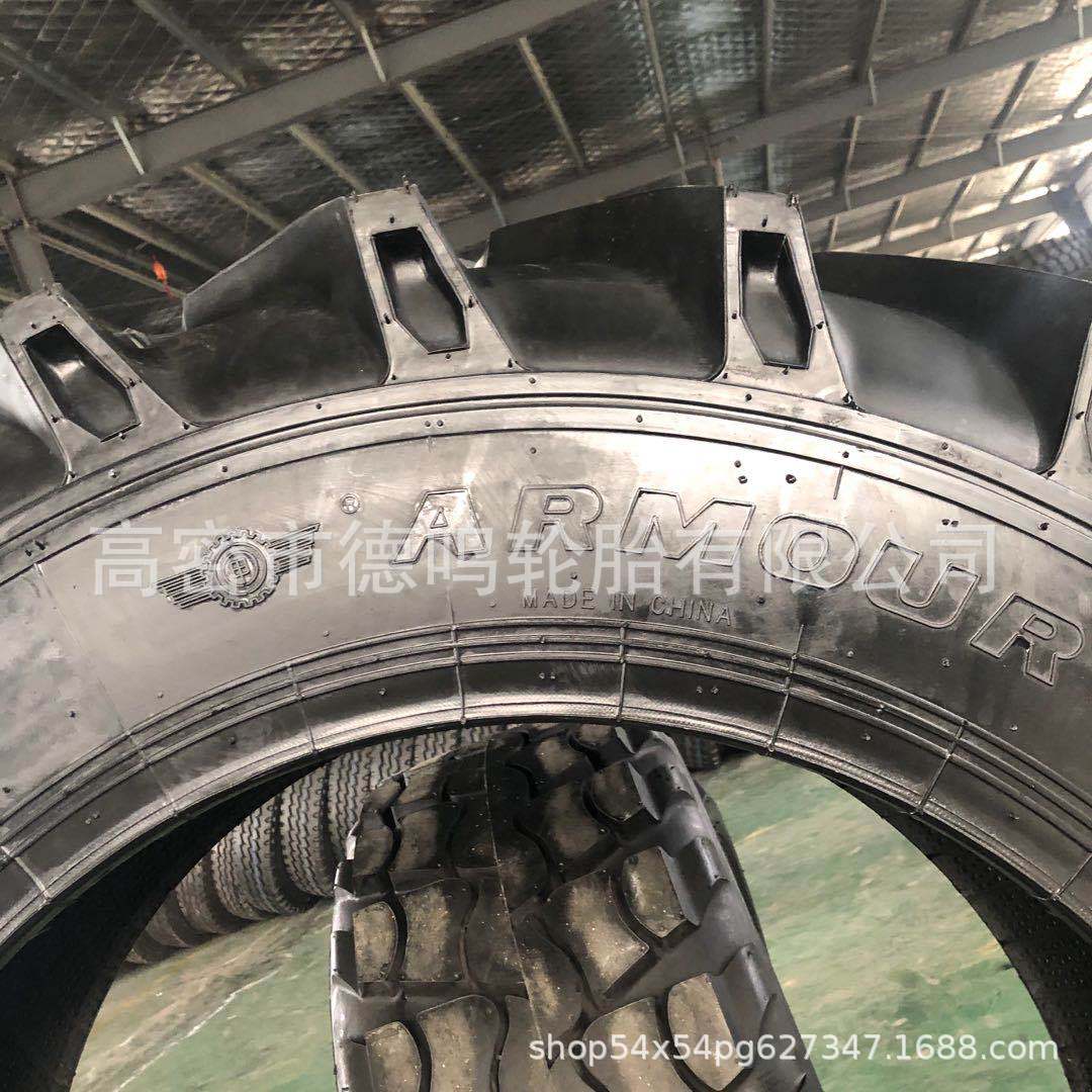 Neumático agrícola de espiga 16.9-30 Neumático de tractor de suministro de fábrica 14.9-30