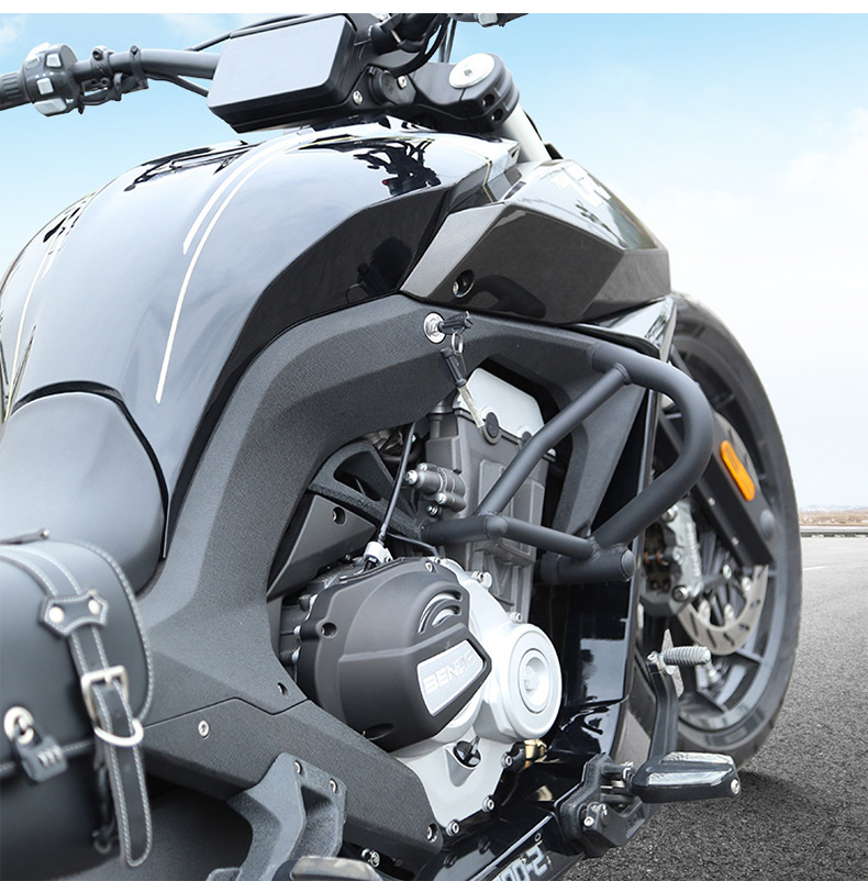 Suitable for Benda 700 Bumper Anti-Collision and Anti-Fall Guard Motorcycle Front Guard Competitive Guard Modification Accessories