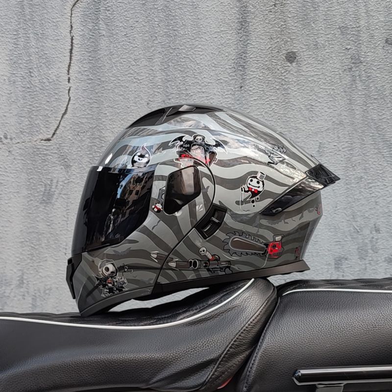 Motocicleta con doble espejo, casco para hombres y mujeres, casco para motocicletas, cuatro estaciones, cola de locomotora, casco Bluetooth, nuevo estándar nacional