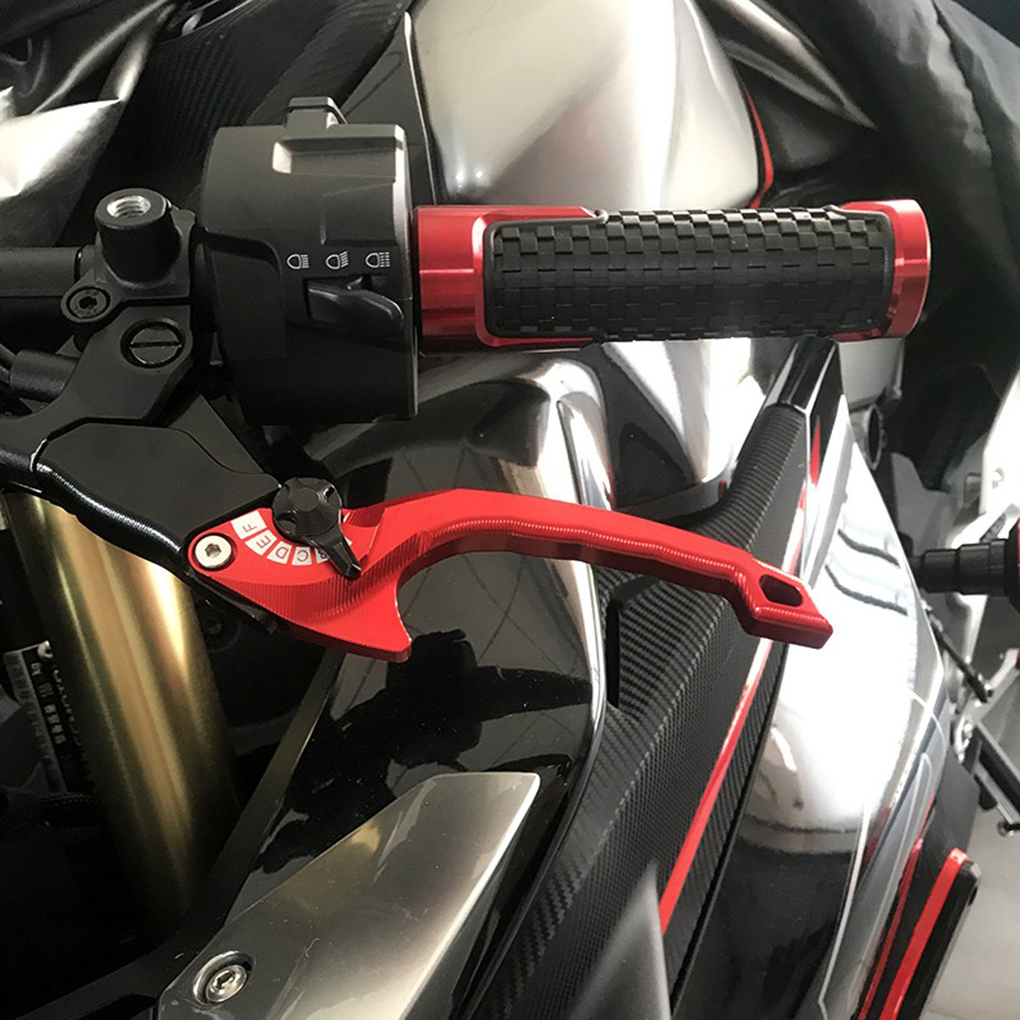 Suitable for Yamaha/Honda/Spring Breeze 22mm Handlebar Grips Motorcycle Handlebar Cover Modification Accessories