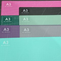 A3カッティングマットメーカー現物供給2.5mmアートペーパーpvcデスクトップ彫刻マット多色オプション