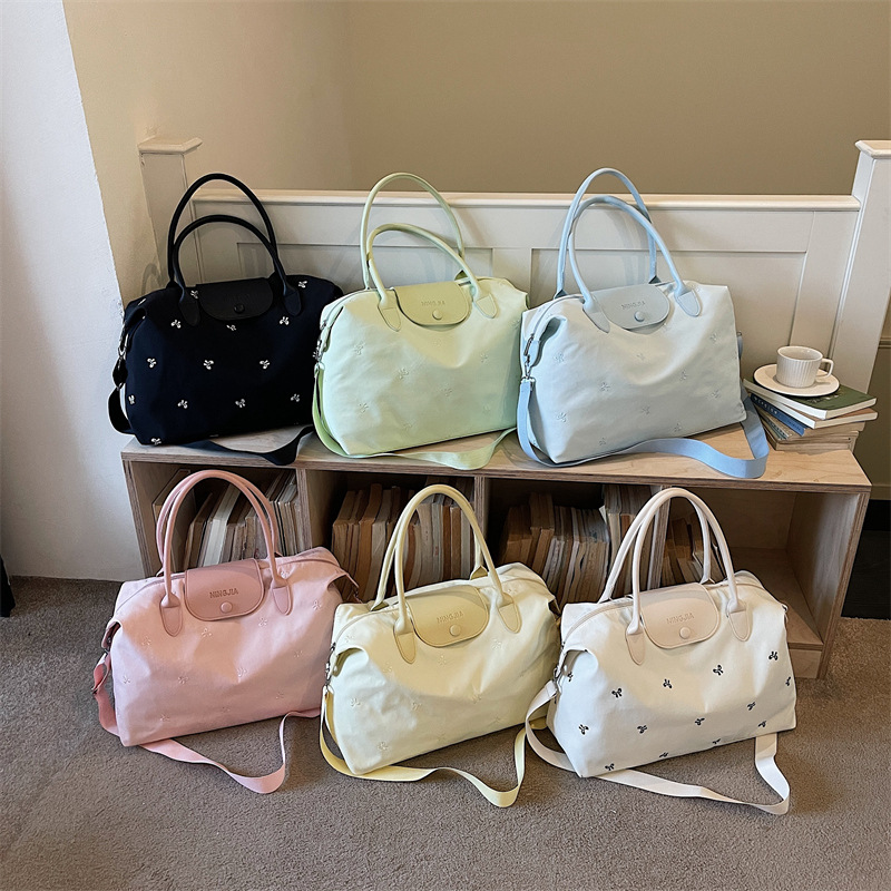 Large-capacity short-distance business trip, commuting, travel bag for women, lightweight and stylish luggage bag, shoulder bag for maternity, gym bag