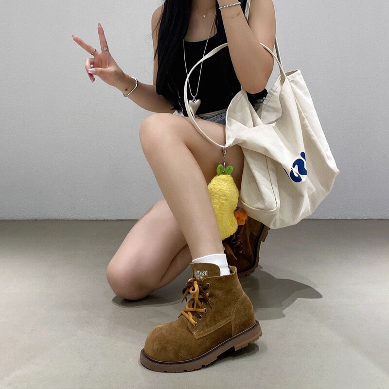 澜柜休闲英伦大头户外登山六孔厚底美拉德复古大黄靴马丁靴女短靴|undefined