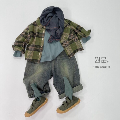 Children's shirts spring and autumn new men and women children Korean style retro grid pocket shirts baby Korean style shirts outerwear trendy