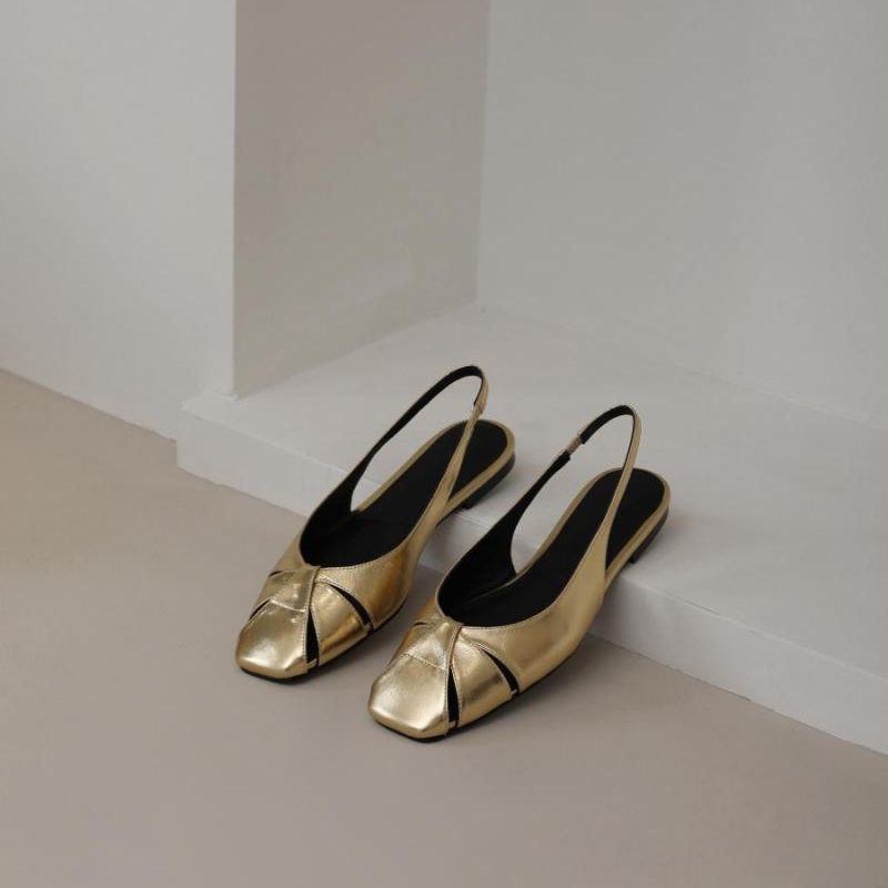 2025年法式气质包头凉鞋时尚女编织镂空小众平底单鞋春夏季新品