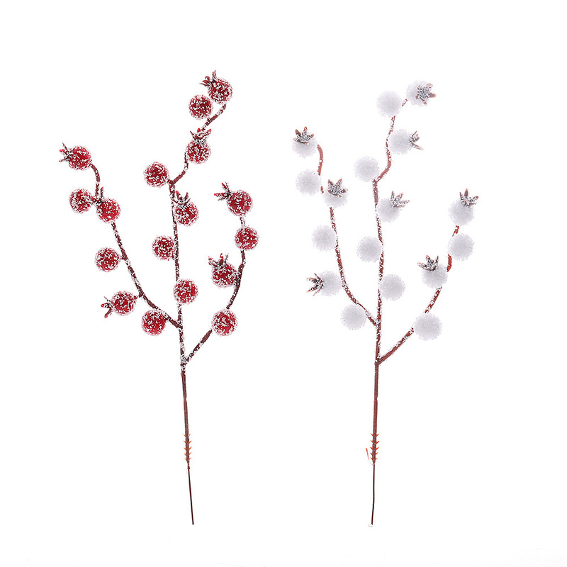 Christmas decorations red white fruit DIY Christmas tree decoration cuttings Christmas activities decoration Christmas decorations red white fruit DIY Christmas tree decoration cuttings Christmas activities decoration