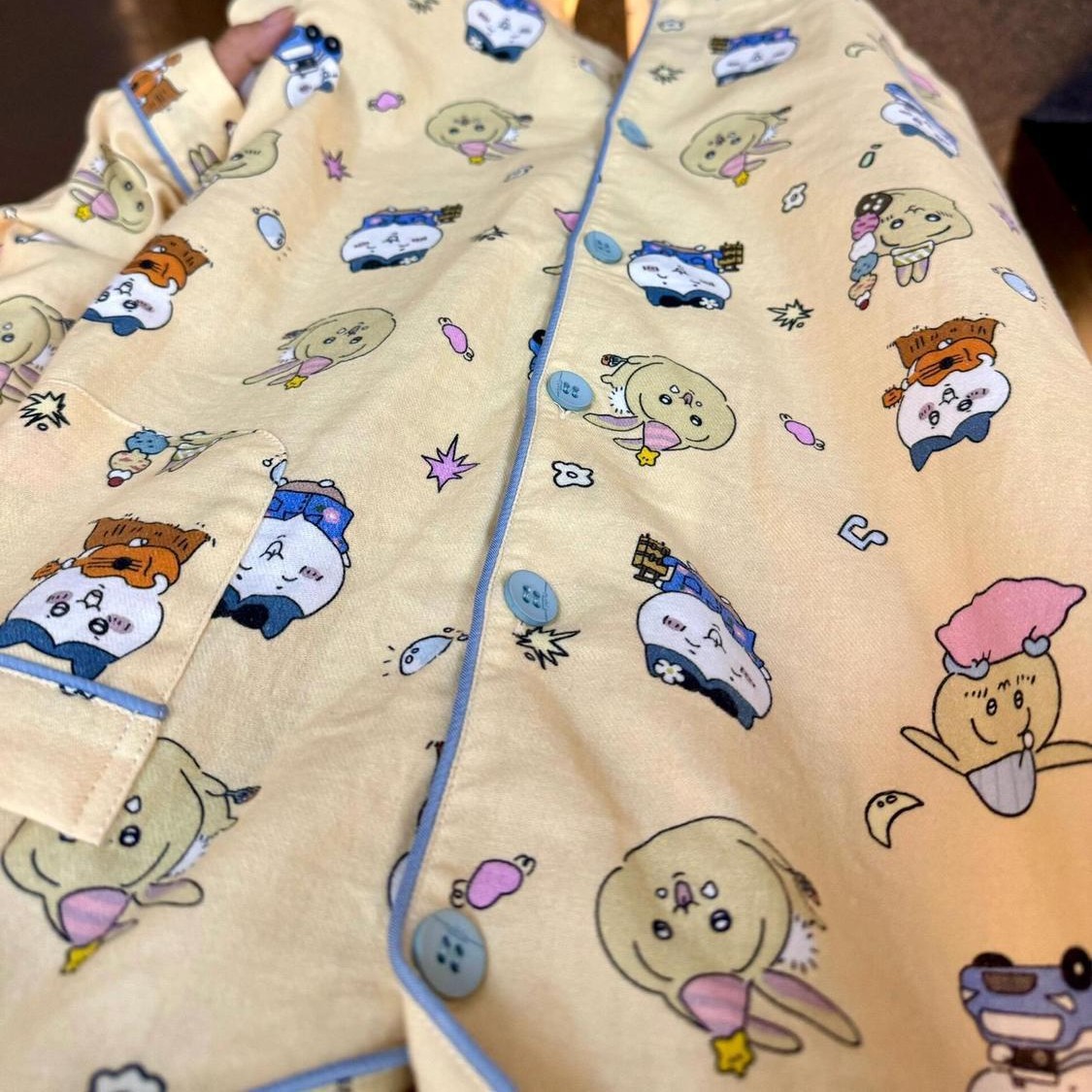 Pijamas japoneses para mujeres nuevos lindos dibujos animados, gemidos, Jikawa dulce conjunto de ropa casera, primavera comercio exterior al por mayor