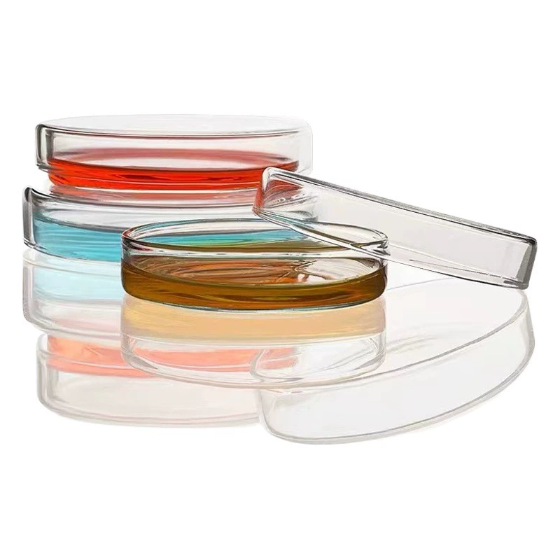 Производители поставляют лабораторное учебное оборудование с высоким уровнем боросиликатного стекла, бактериальное оборудование Петри, различные спецификации