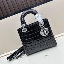 d��Ů����������Ů��2025�ļ���Ʒ�|���A��������б���ɫ��