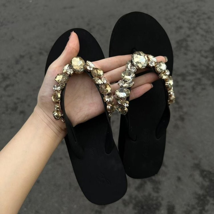Corea del Sur tacones gruesos diamante flip flops para mujeres 06 verano nuevo anti-deslizante aumento de altura de playa de vacaciones sandalias