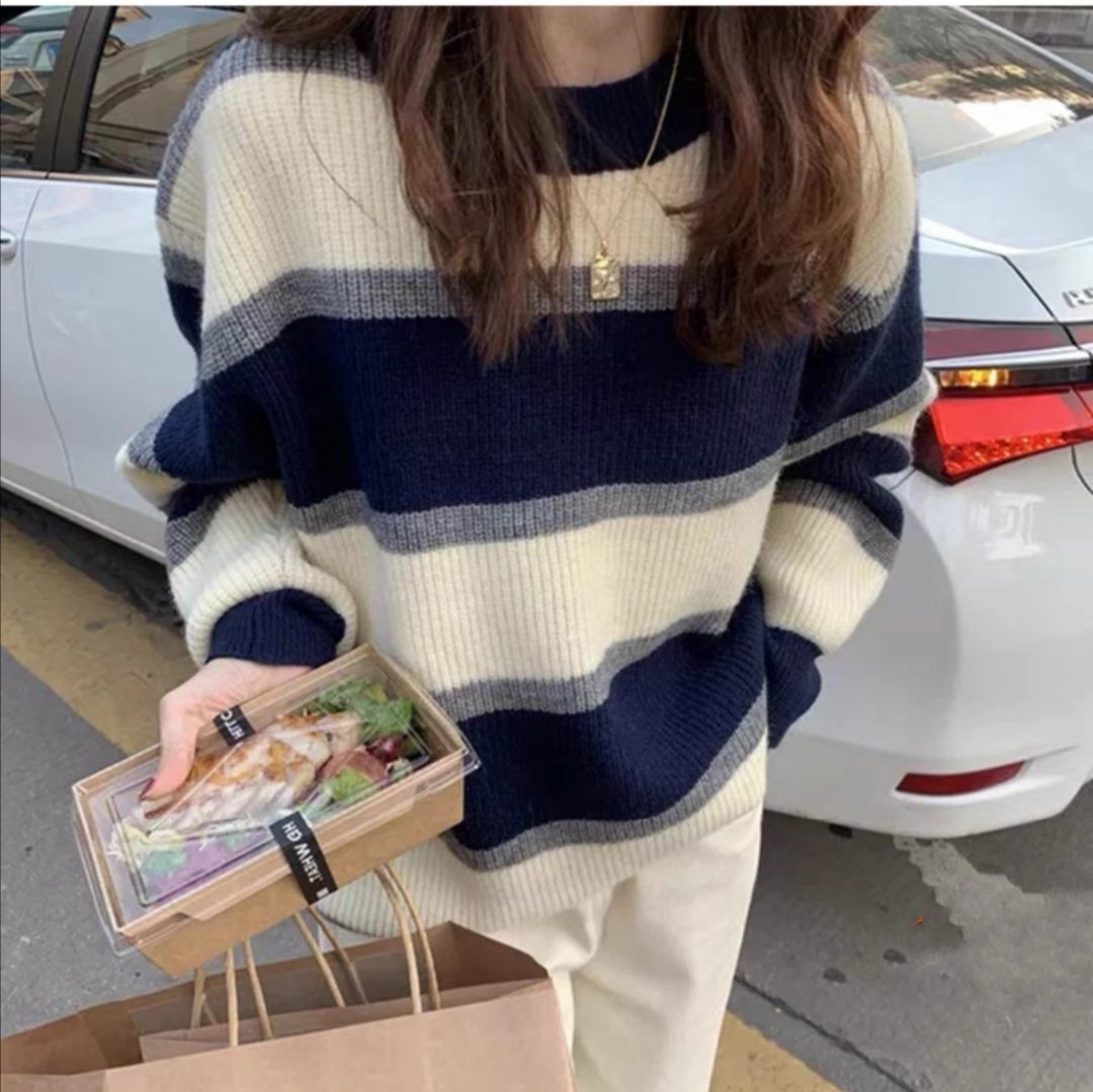 Korean loose contrasting striped pullover for women, 2023 autumn and winter new collection, lazy style, worn outside,_voghion.com