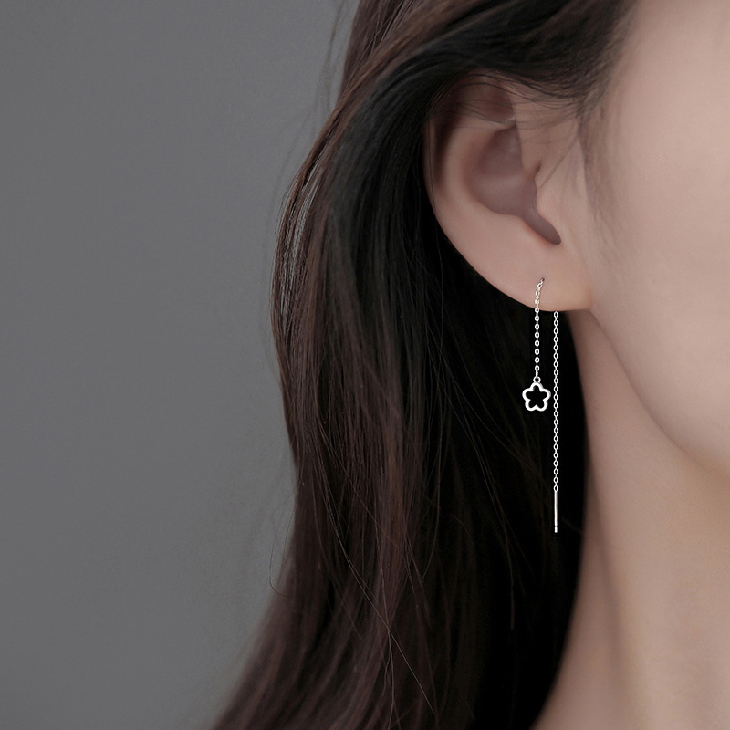 Fresh cute fashionable elegant earrings